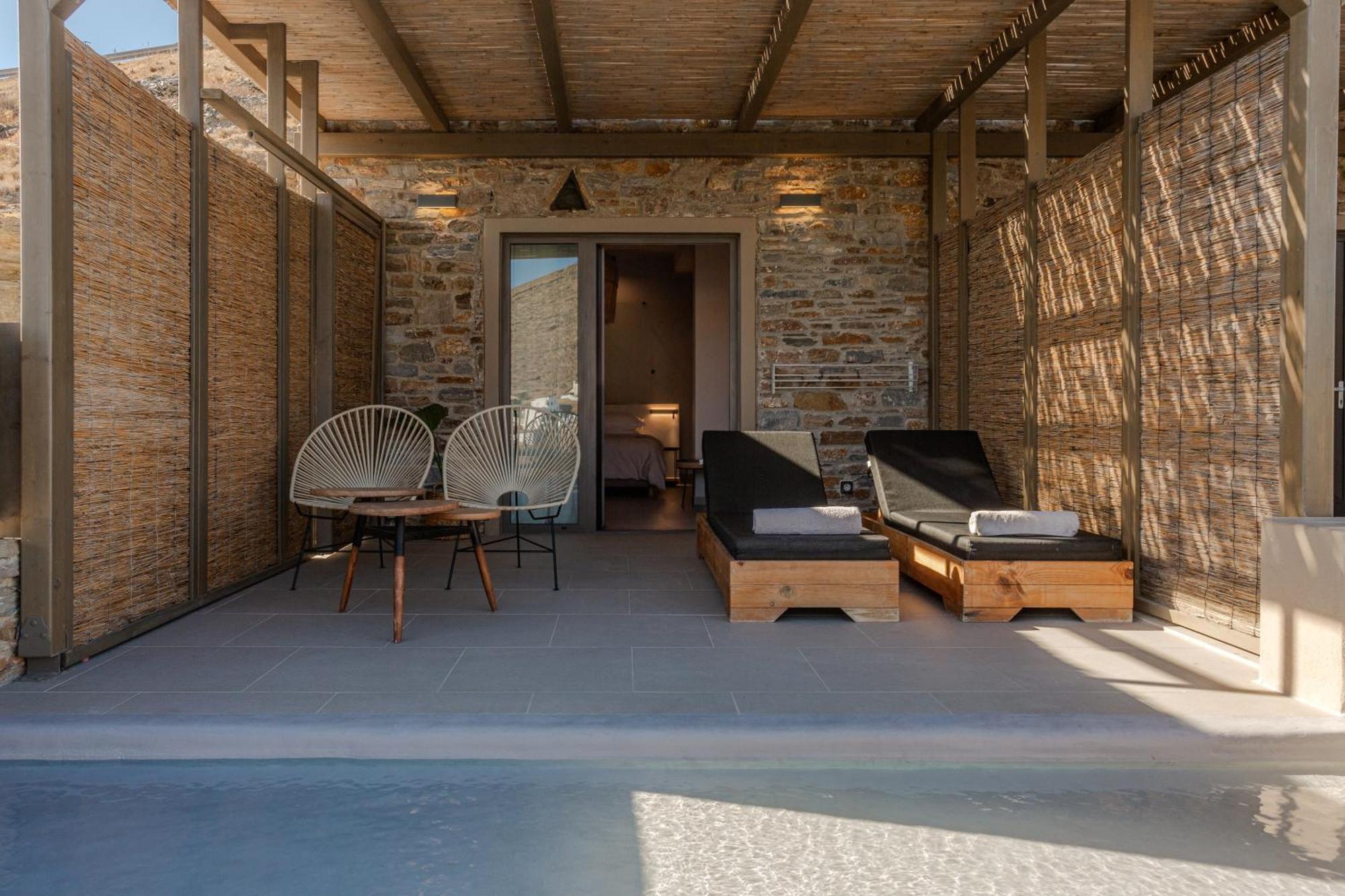 Amal Kythnos Suites Ngoại thất bức ảnh
