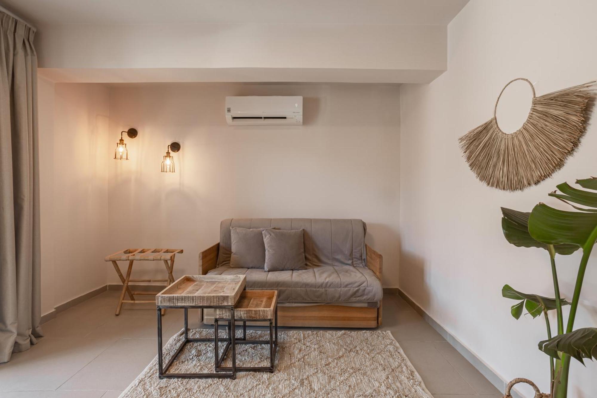 Amal Kythnos Suites Ngoại thất bức ảnh